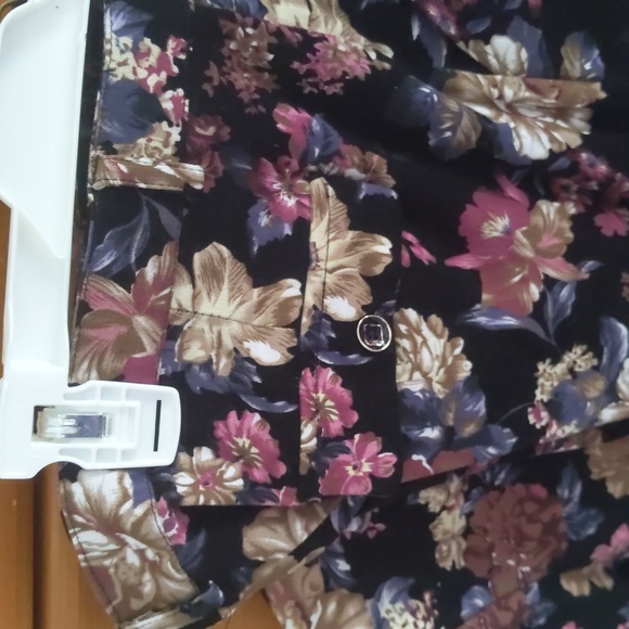 Gorgeous Unbranded Floral Suit, size aprx 40R, 32x32 - Picture 4 of 4